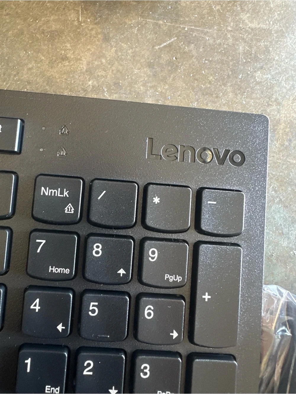 Lenovo Black Wired USB Keyboard with Matching Mouse